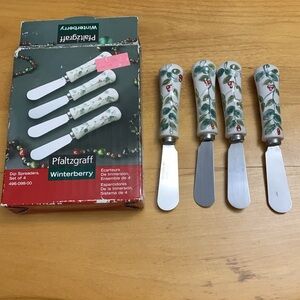 Pfaltzgraff Winterberry White Floral Dip Spreader Set of 4 cheese knives holiday